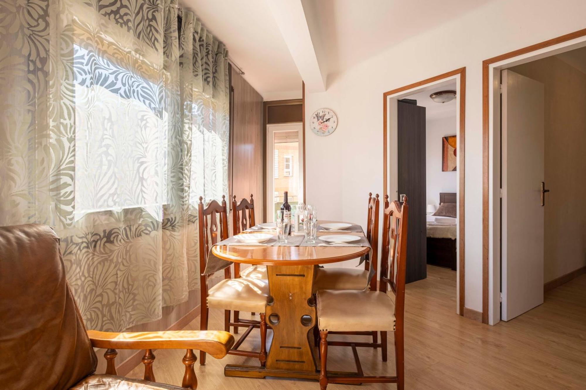 5 Min To The Sea And 15 Min To Barcelona Center Διαμέρισμα Sant Adria de Besos Εξωτερικό φωτογραφία