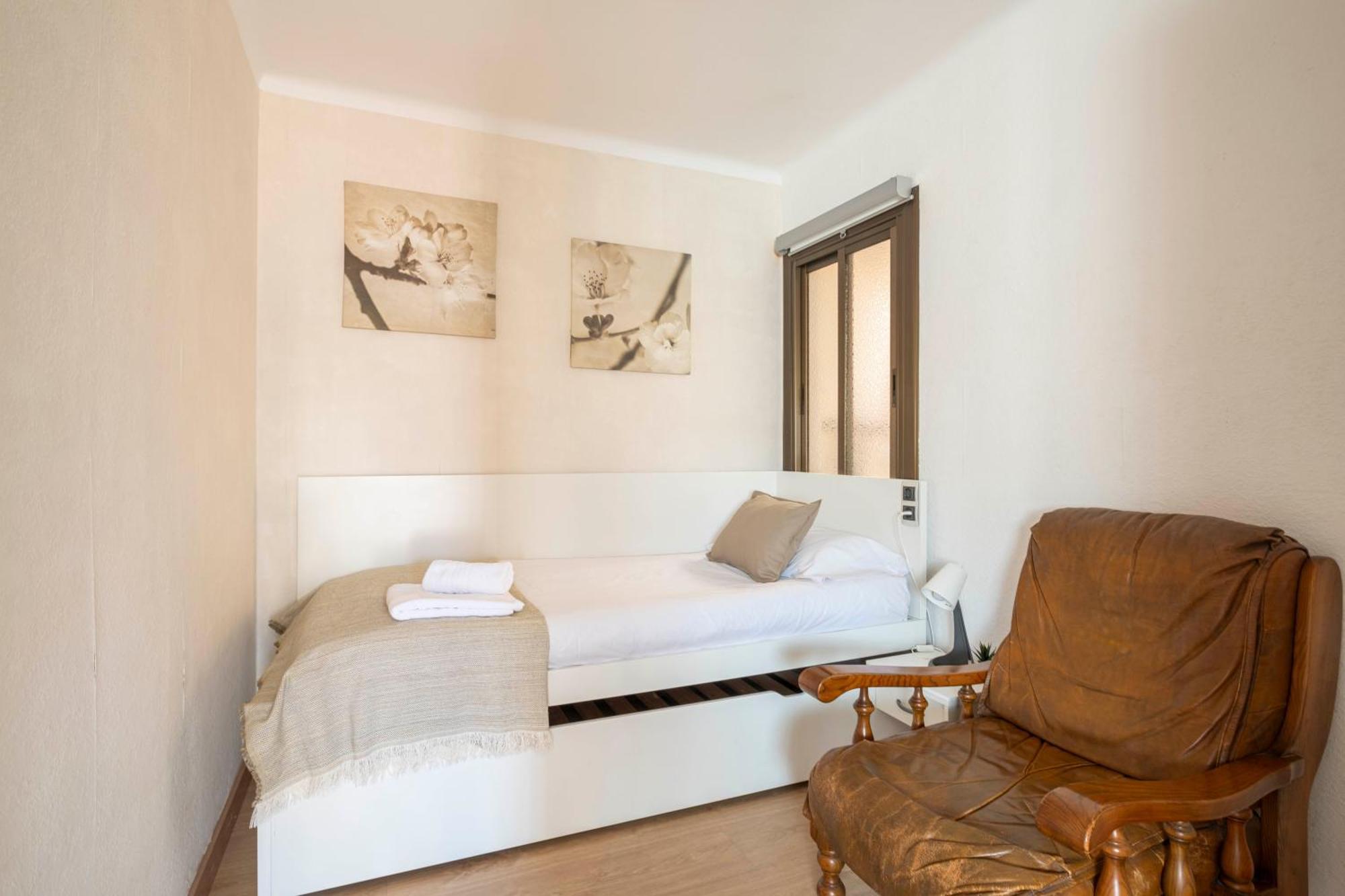 5 Min To The Sea And 15 Min To Barcelona Center Διαμέρισμα Sant Adria de Besos Εξωτερικό φωτογραφία