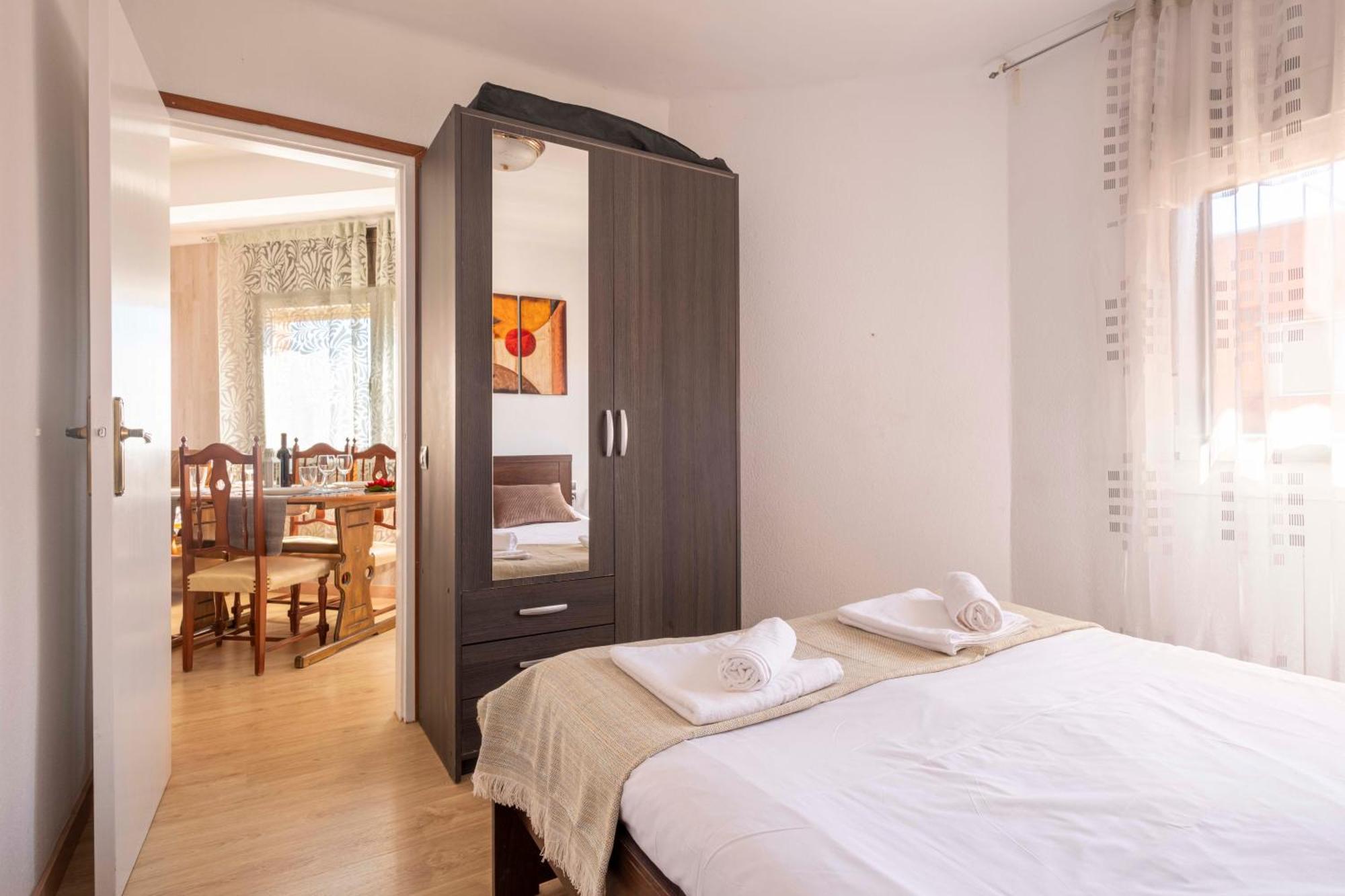 5 Min To The Sea And 15 Min To Barcelona Center Διαμέρισμα Sant Adria de Besos Εξωτερικό φωτογραφία
